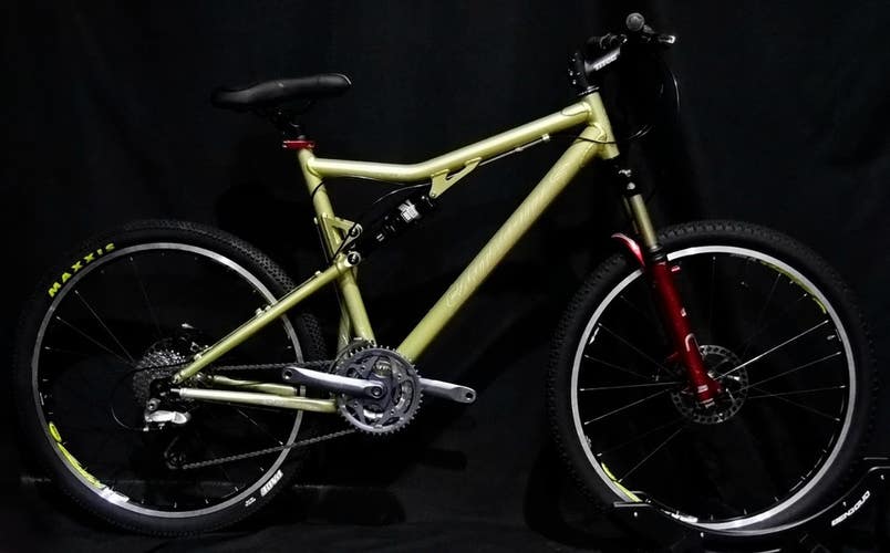 SANTA CRUZ BLUR MOUNTAIN BIKE SIZE XL, 21IN, 27 SPEED, ALUM FULL SUSP
