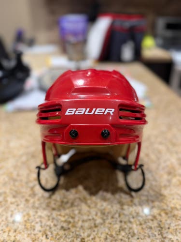 Bauer 4500 red Hockey helmet size Large
