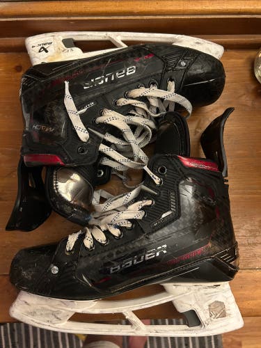 Bauer Supreme Mach Skates Pro Stock Red (size 8)