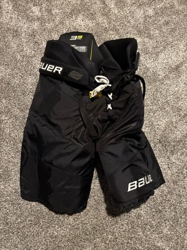 Senior Large Bauer Supreme 3S Pro Hockey Pants (Used)