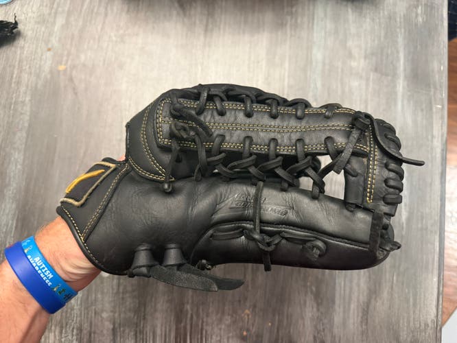 Mizuno MVP Prime RH Outfield Baseball Glove 12.75" (Used like new)