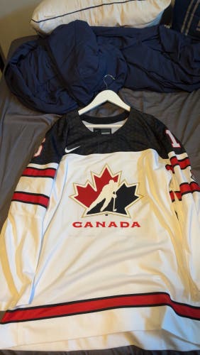 XL Men's Nike Jersey (New)