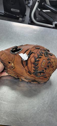 Used Easton 12.5 Bb Sb Glove Rh Throw None 12 1 2" 11497-s000158584