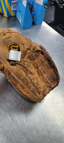 Used Wilson The A2000 Xl Dual Hinge Rht 70s Bb Sb Glove Rh Throw None 12 1 2" 11497-s000158580