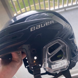 Small S/P Bauer Re-Akt 85 Helmet (Used)