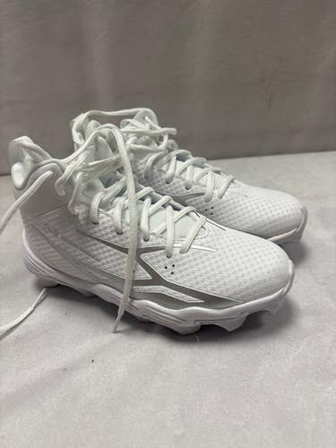 Used Under Armour Baseball Cleats Bb Sb Cleats White Junior 04 11490-s000274046