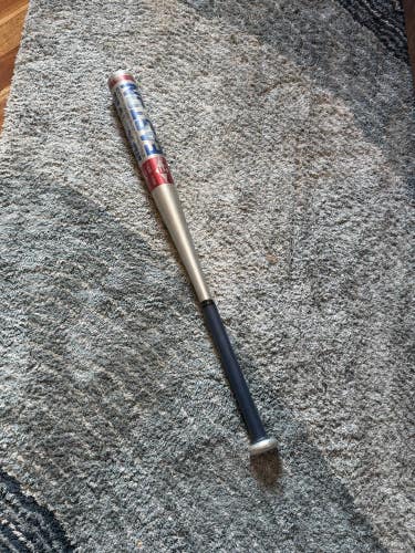 Easton Magnum LK5 30" 23 oz Little League Ultra Thin Grip Bat 2 1/8" Made USA