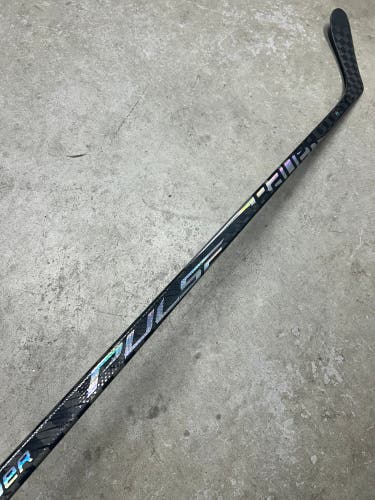 65SR Flex P28 Senior Bauer Pulse Left Hand Hockey Stick Pro Stock (Used)