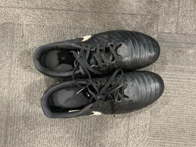 Used Nike Tiempo Cleats Soccer Cleats Black Senior 9.5 11614-s000235702