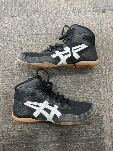 Used Asics Matflex Wrestling Shoes Black Junior 05.5 11614-s000233624