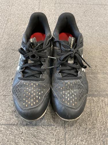 Used Under Armour Leadoff Bb Sb Cleats Black Senior 6.5 11614-s000227198