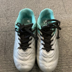 Used Dsg Speed Viper Soccer Cleats Grey Youth 13.0 11614-s000232975