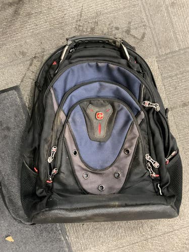 Used Swiss Gear Backpack Medium Equipment Bag 11614-s000226591