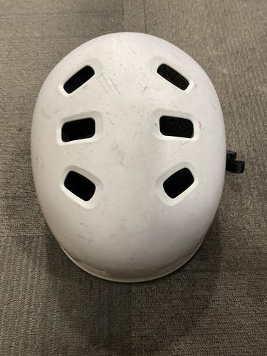 Used White Bike Helmet Bike Helmet White Md 11614-s000237266