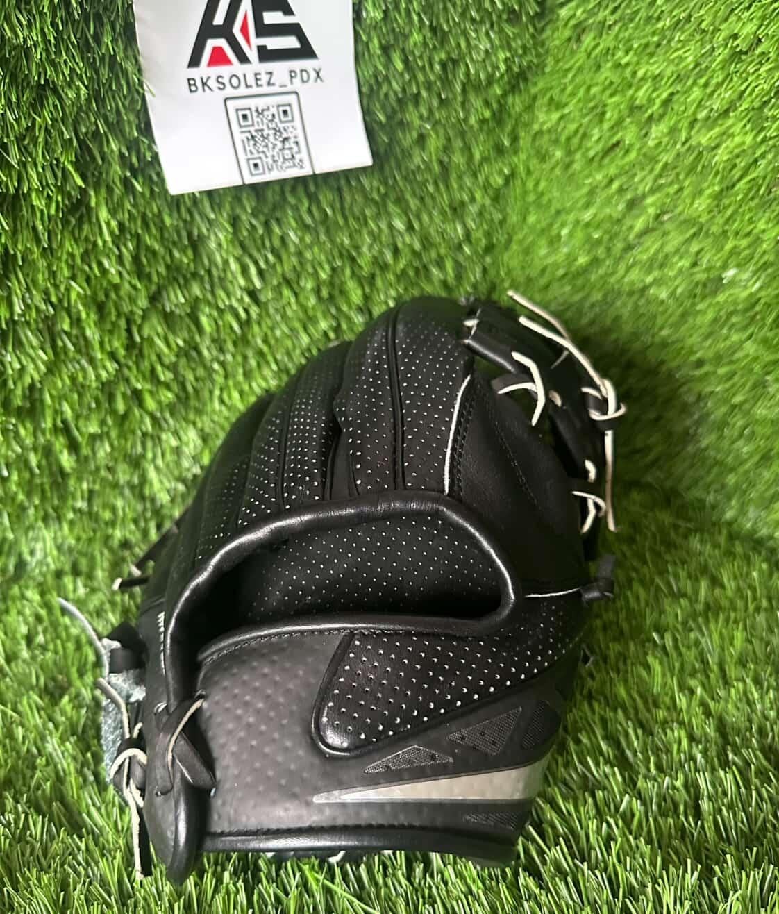 Nike MVP Elite Pro Baseball Glove | New and Used on SidelineSwap