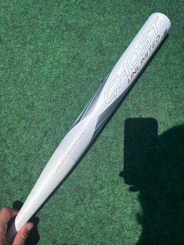 White 2023 Easton Ghost Unlimited Composite Bat (-8) Composite 26 oz 34" (New)