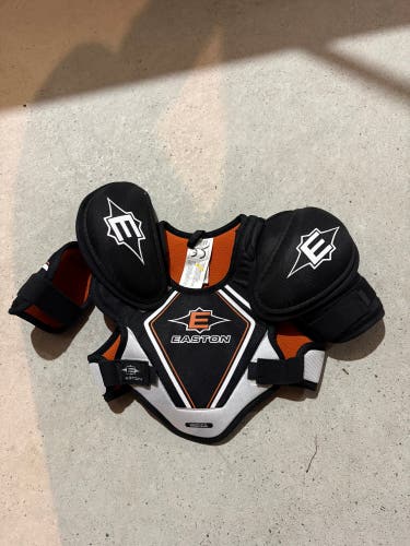 Small Junior Easton EQ 50 Shoulder Pads (New)