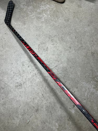 87 Flex P28M Senior Bauer Pulse Left Hand Hockey Stick Pro Stock (Used)