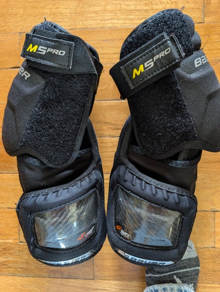Intermediate Large Bauer Supreme M5 Pro Elbow Pads (Used)