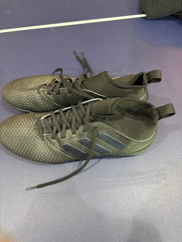 Black Men's Size M 12.0 (W 13.0) Adidas Ace 17.3 Turf Cleats Cleats (Used)