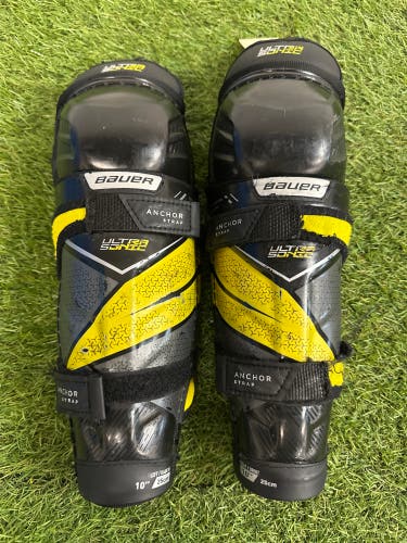 Junior Bauer Supreme Ultrasonic Shin Pads 10" (Used)