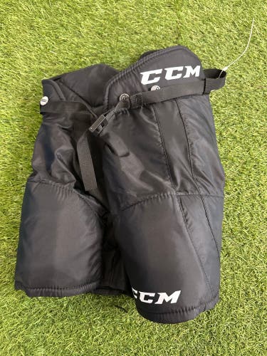 Youth Medium CCM LTP Hockey Pants (Used)