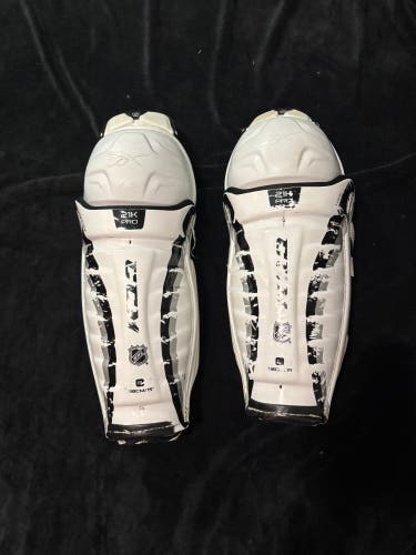 Senior CCM 21K 15" Shin Pads Pro Stock (Used)
