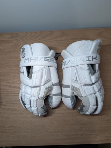 Goalie Maverik M6 Lacrosse Gloves (New)