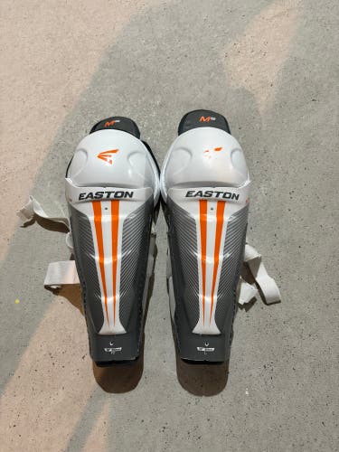 Junior Easton M3 12" Shin Pads Pro Stock (Used)