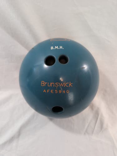 Rhino bowling ball (Used)