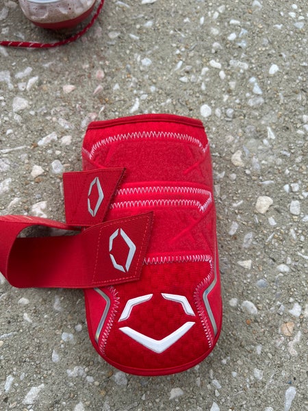 Red Senior EvoShield Elbow Guard Elbow Protection (Used)