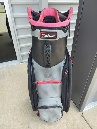 Titleist Club 7 Way Divider Cart Bag Black/Grey/Red