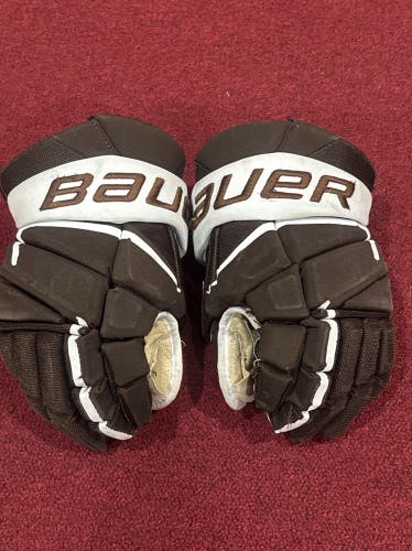 Bauer Vapor Hyperlite Gloves 14" Pro Stock Item#WMG25