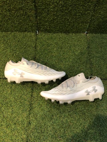 Men's 11.0 Under Armour Magnetico Elite 4 FG Cleats (New)