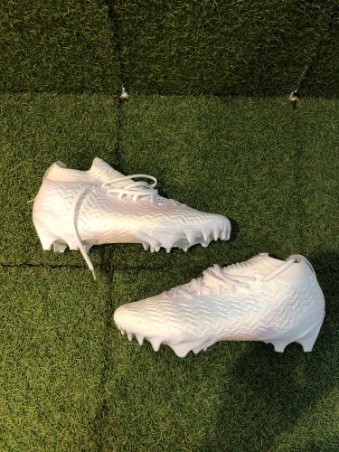 Men's 10.5 Under Armour Spotlight Pro Cleats (New)