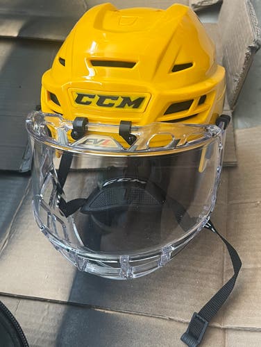 Large CCM Tacks 710 Helmet (Used)