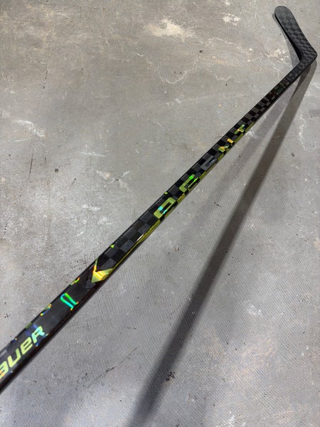 Bauer AGENT Pro Hockey Stick Pro Stock 77 Flex P92M Left 7354