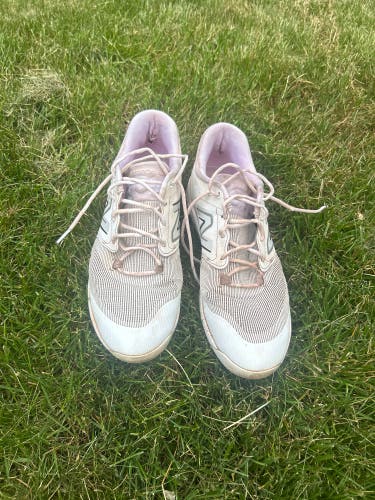 White Men's Size M 11.5 (W 12.5) New Balance 3000v7 (Used)