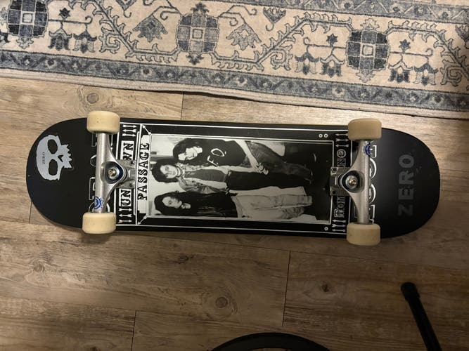 Zero pro skateboard complete