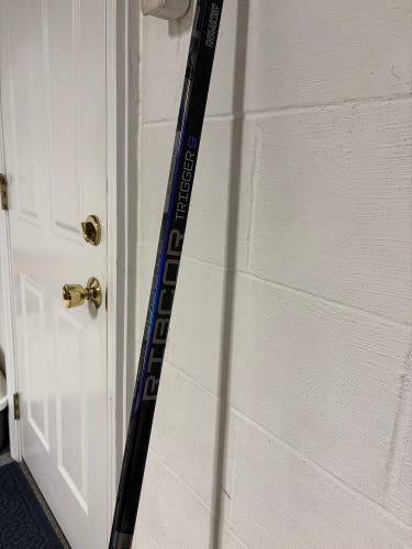 Intermediate CCM Ribcor Trigger 9 Right Handed Hockey Stick P29 65 Flex (Used)