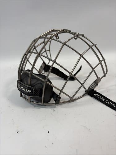 Bauer Re-Akt Hockey Facemask, Small
