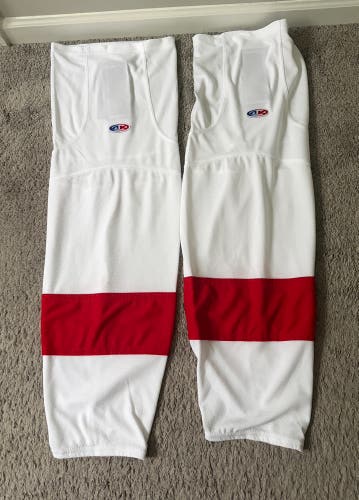 White Senior Large Athletic Knit HS2100 Socks (New)