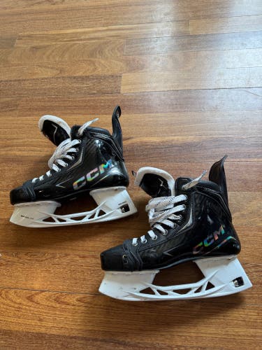 Black 2025 CCM JetSpeed FT8 Pro Hockey Skates Regular Width Pro Stock Size 5 (Used)