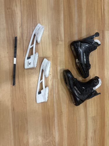 2025 Bauer Vapor Flylite Hockey Skates Pro Stock 7.5 (Used)