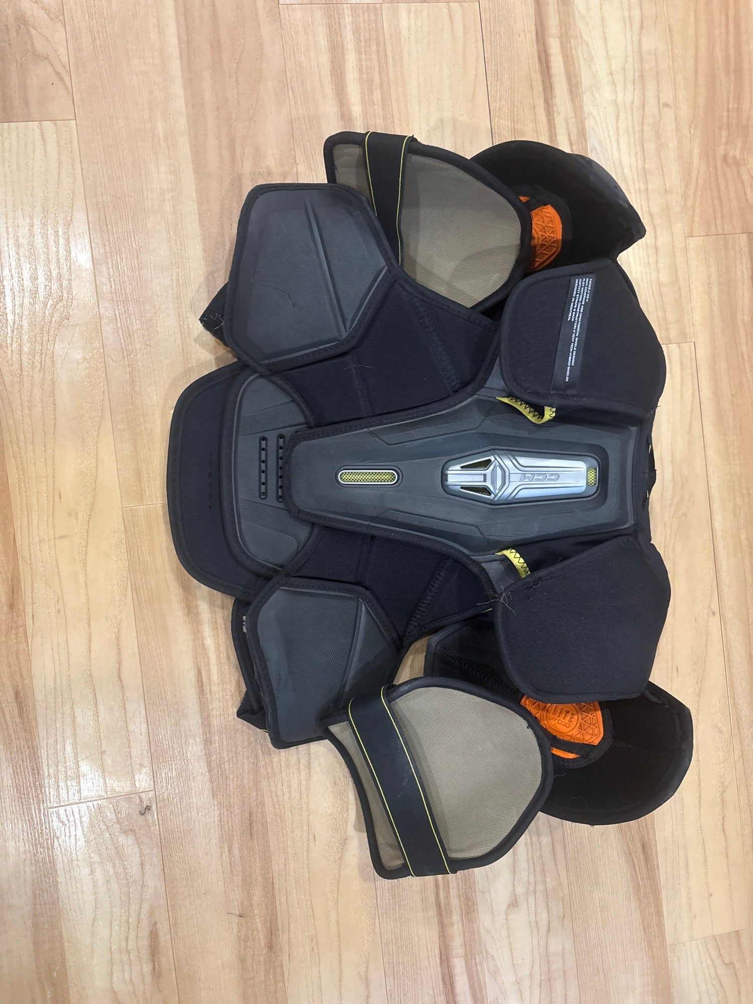 CCM JetSpeed FT6 Pro Shoulder Pads | SidelineSwap | Buy and Sell 