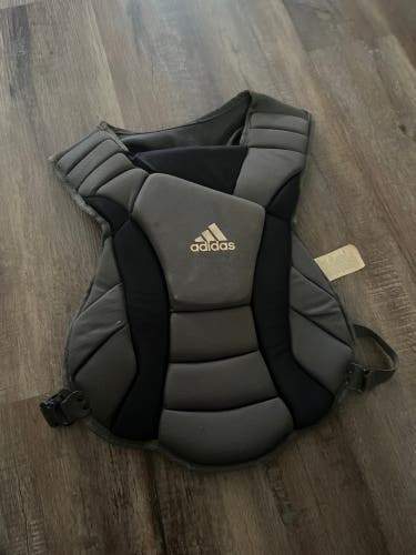 Adidas Pro Series 2.0 Catcher's Chest Protector (Used)