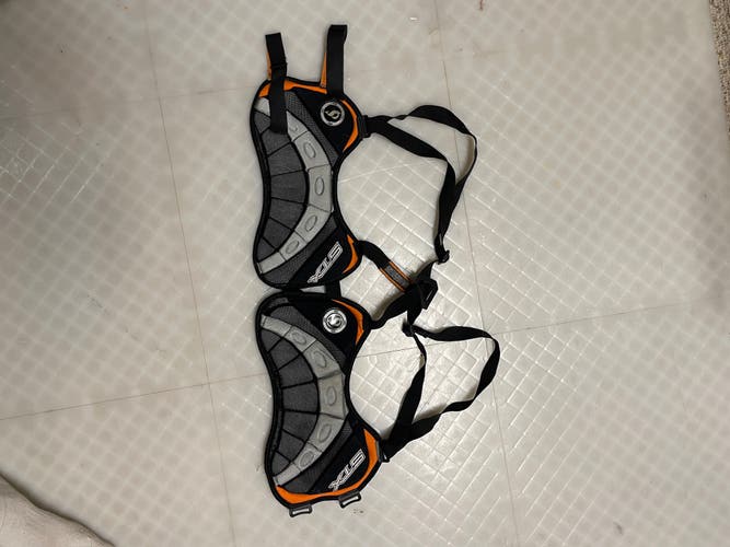 Small / Medium Youth STX Shoulder Pads (Used)