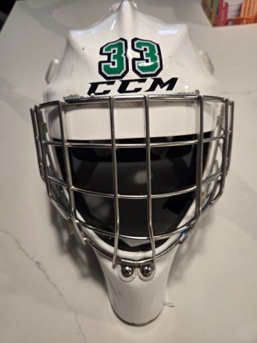 Senior Medium 2017 CCM GFL 1.9 Goalie Mask (Used)