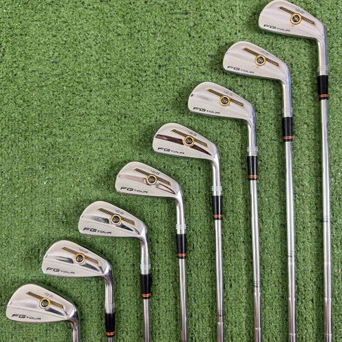 Wilson Staff FG Tour 100 Anniversary Iron Set 3-PW Dynamic Gold X100U X Flex