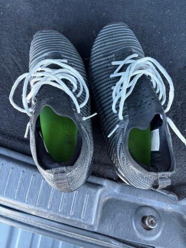 Men's Size M 10.0 (W 11.0) Under Armour Blur Low Top (Used)
